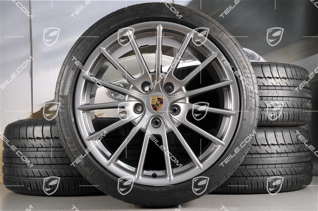 20-inch Panamera Sport summer wheel set, 2 x 9,5J x 20 ET 65 + 2 x 11,5 J x 20 ET63 + NEUE Michelin tyres 255/40 ZR20 + 295/35 ZR20