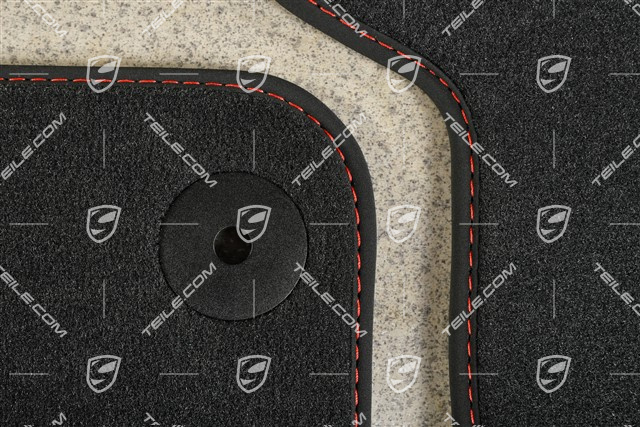 Fußmatten / Fussmattensatz, Velours schwarz mit indischroten Nähten