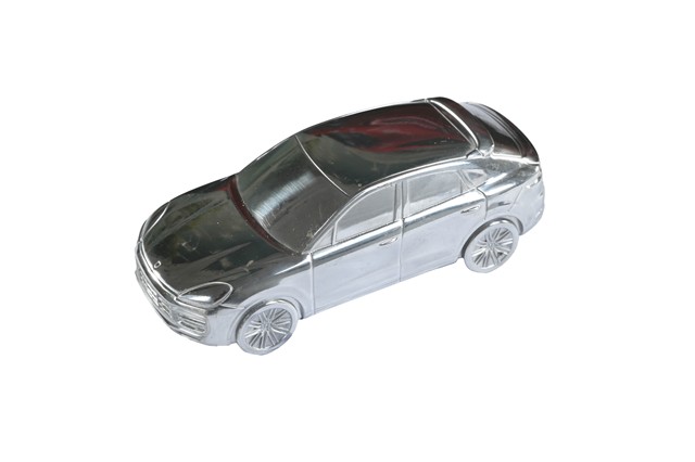 Porsche Cayenne Turbo Coupé - model car / paperweight