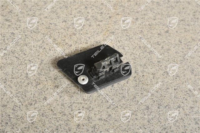 Front bumper Retainer plate / mounting, L