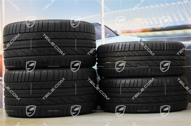 19-inch Carrera S summer wheel set, wheels 8J x 19 ET57 + 11J x 19 ET51 + tyres 235/35 ZR19 + 305/30 ZR19