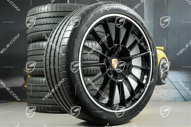 21" Komplet kół letnich, Cayenne SportPlus, felgi 10Jx21 ET50 + 10Jx21 ET45, opony 295/35 R21Y, czarne