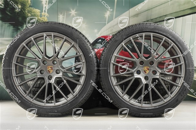 21" koła zimowe Cayenne COUPÉ RS Spyder, komplet, felgi 9,5J x 21 ET46 + 11,0J x 21 ET49 + opony zimowe Pirelli 275/40 R21 + 305/35 R21, z czujnikami ciśnienia, Platinum satynowy półmat