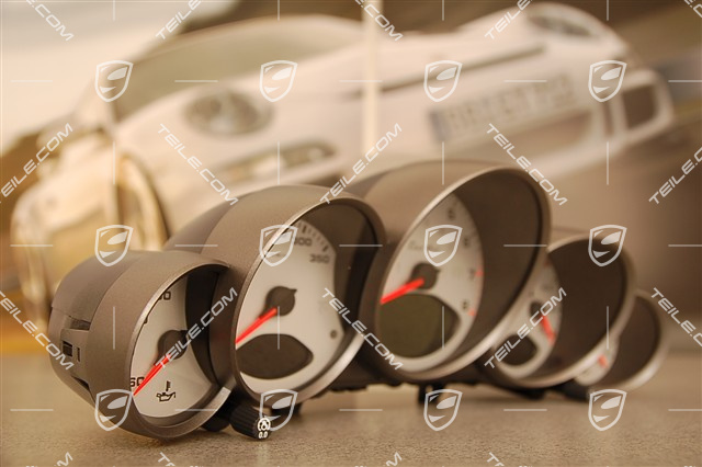 Instrument cluster, Turbo, 6-speed transmission, silver face gauges