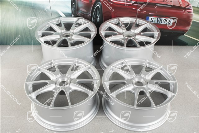 19" GT3 II Felgensatz, vorne 8,5J x 19 ET53 + hinten 12J x 19 ET63, silber