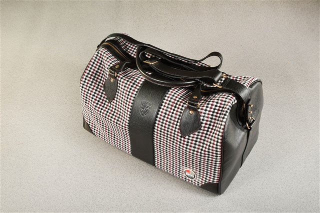 "60Y 911" Touring Bag 911 "60 Jahre 911", Pepita Muster in Schwarz/Rot, Jubiläumsplakette 50/30/28 cm