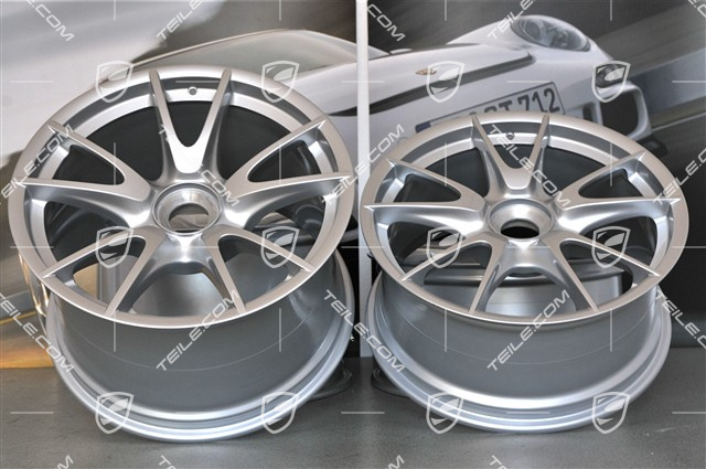 19" GT3 II RS 4.0 / GT2 RS Felgensatz, silbern, vorne 9J x 19 ET47 + hinten 12J x 19 ET48