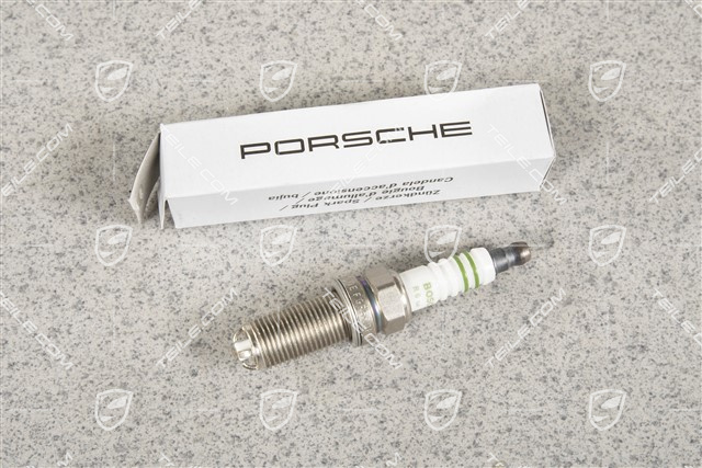 Spark plug FGR 5NQE Spark plug FGR 5NQE