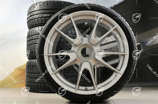 19" GT3 Zentralverschluss Winterräder Satz, Felgen 8,5J x 19 ET53 + 11J x 19 ET67 + NEUE Pirelli Winterreifen 235/35 R19 + 295/30 R19, mit RDK-Sensoren