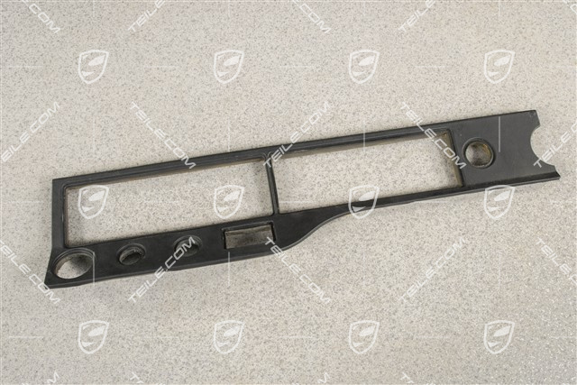 Cover, black, Center