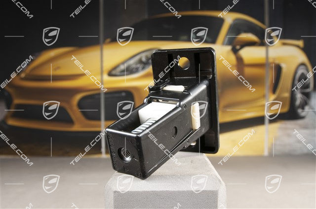 Rear lid / boot lid push button lock, lower part