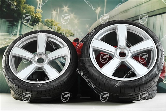 20-inch + 21-inch Sport Classic "911 Turbo 50 Years" summer wheel set, rims 9,5J x 20 ET44 + 12J x 21 ET70 + Pirelli summer tyres 255/35 R20 + 315/30 R21, white high gloss