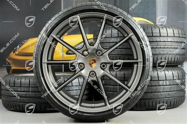 20-inch Spyder summer wheel set, rims 8,5J x 20 ET57 + 10,5J x 20 ET47, Pirelli summer tyres 235/35 ZR20 + 265/35 ZR20