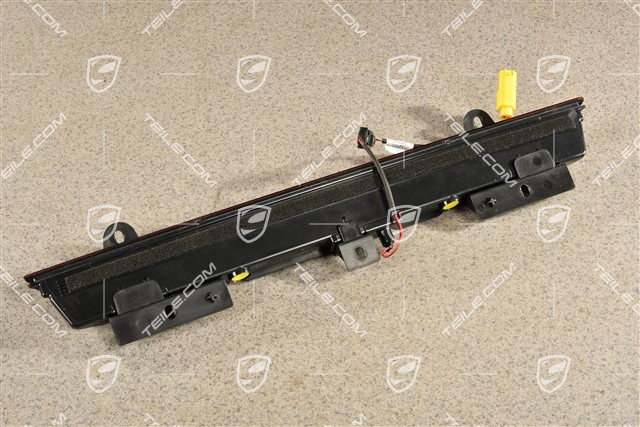 GT3, Additional brake stop light / 3rd brake stop light