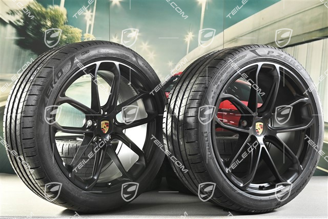 22-inch wheel set Cayenne GT Coupé, wheel rims 10J x 22 ET48 + 11,5J x 22 ET52 + Pirelli summer tyres 285/40 ZR22 + 315/35 ZR22, black satin-matt