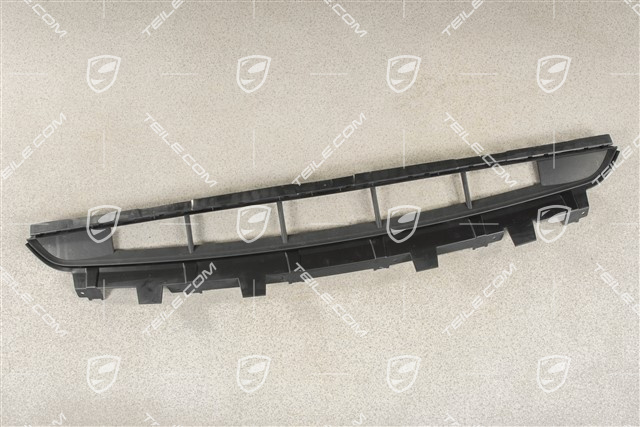 Grille, Lower, Centre