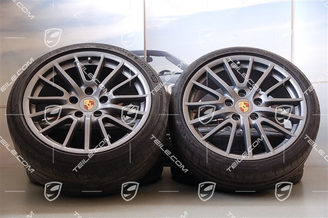 19" Sport Design Sommerräder Satz, Felgen 8J x 19 ET57 + 9,5J x 19 ET46 + Reifen 235/35 ZR19 + 265/35 ZR19