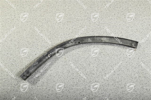RETAINING STRIP