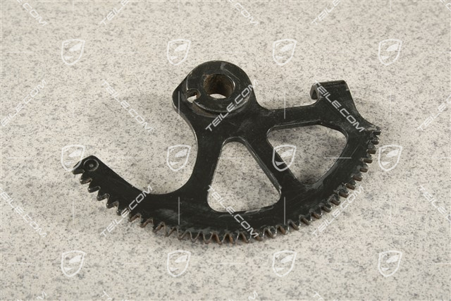 Zębatka mechanizmu spoilera pokrywy silnika