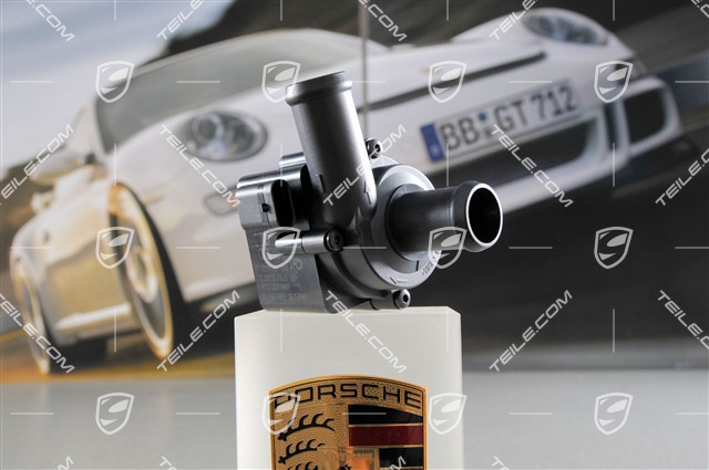 Auxiliary water pump, 3.0 Diesel Auxiliary water pump, 3.0 Diesel