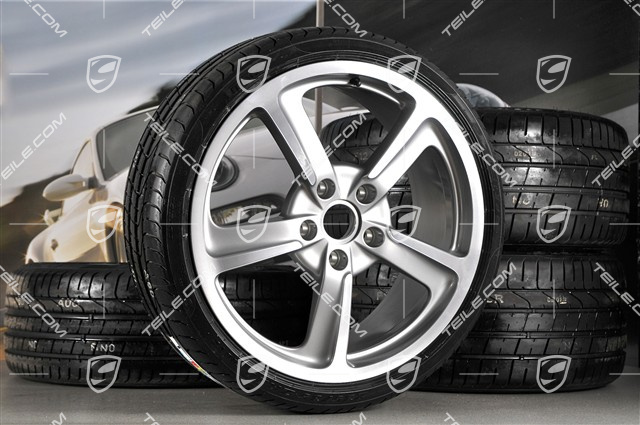 20" SportTechno Sommerräder Satz,  8,5J x 20 ET57 + 10J x 20 ET50, 235/35 ZR20 + 265/35 ZR20 mit RDK