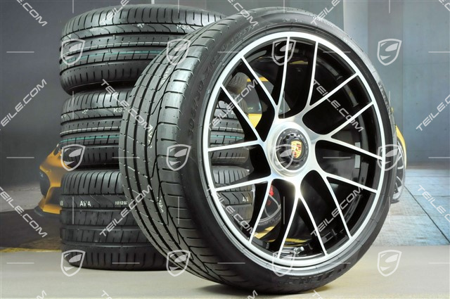 20-inch wheel set Turbo Sport III, central lock, rims 9J x 20 ET51 + 11,5J x 20 ET56 + Pirelli summer tyres 245/35 ZR20 + 305/30 ZR20, black