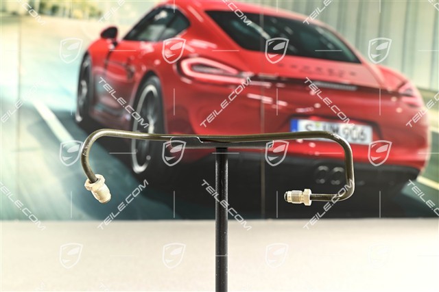 Przewód między pompą hamulcową a pompą Porsche Stability Management (PSM)