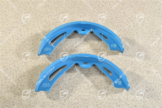 Komplet Okładzin hamulca ręcznego, na tylną oś jedna strona 2szt. / zwiększona ładowność