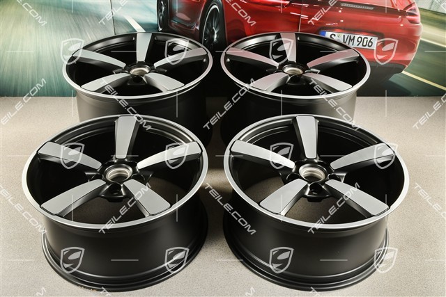 20+21" Felgensatz Turbo Exclusive Design, Felgen: vorne 9,5J x 20 ET44 + hinten 12J x 21 ET70, Schwarz Seidenmatt