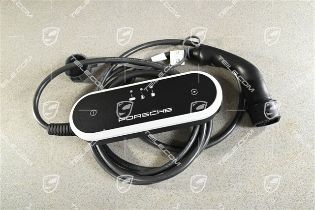 Battery Charger, Home Charging, 7,2kW with Charging cable CEE 3P 16A/400V