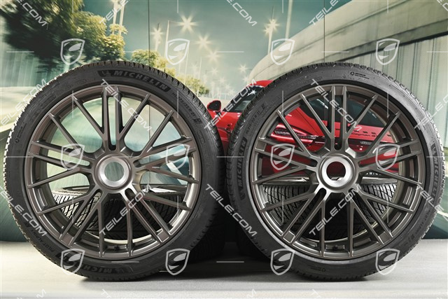 21" Panamera Turbo S Koła zimowe, komplet, centralne mocowanie, felgi 9,5J x 21 ET71 + 10,5J x 21 ET71 + opony zimowe Michelin Pilot Alpin 5 275/35 R21 + 315/30 R21, Turbonite