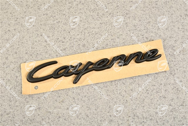 Coupe, Schriftzug / Abzeichen / Emblem Aufkleber  CAYENNE Satin Schwarz auf Schwarzem Hintergrund