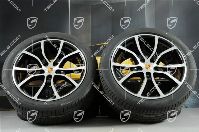 21-inch Cayenne COUPE Exclusive Design summer wheel set, rims 9,5J x 21 ET46 + 11,0J x 21 ET49 + Pirelli summer tyres 285/40 R21 + 315/35 R21, black high gloss, with TPMS