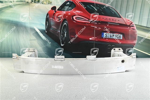 Cross Turismo, Belka zderzaka przedniego