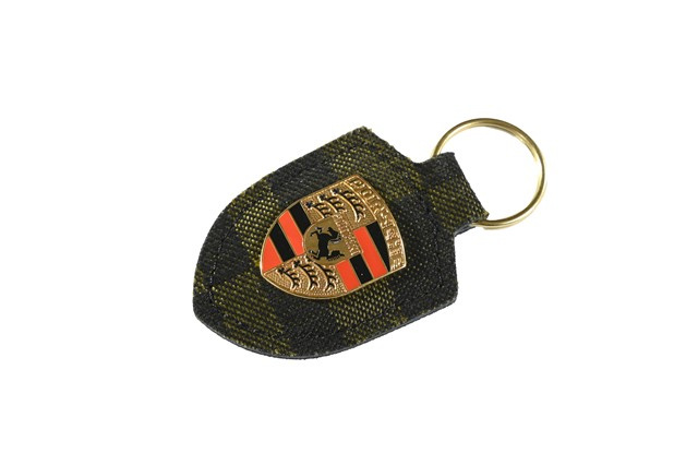 Brelok z herbem, kolekcja 911 Spirit 70, wzór tkaniny Pascha