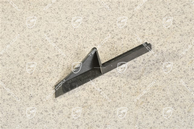 Cover for triangular window glass, inside, R