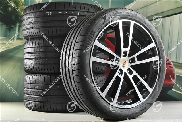 22" Sommerräder Cayenne Coupé Sport Design, Felgen 10J x 22 ET48 +11,5J x 22 ET52 + Pirelli Sommerreifen 285/40 R22 + 315/35 R22, in Schwarz Hochglanz