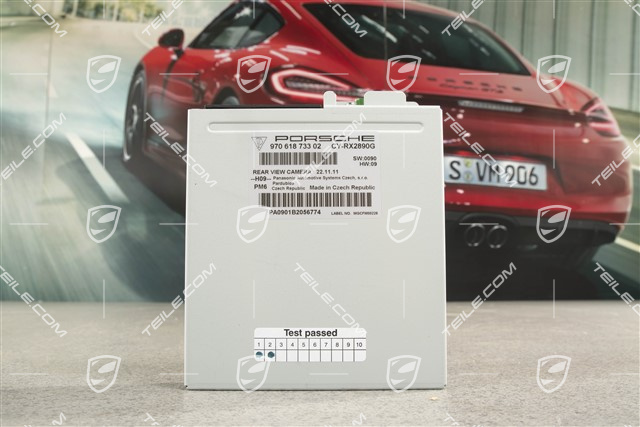 Control unit for reversing camera system