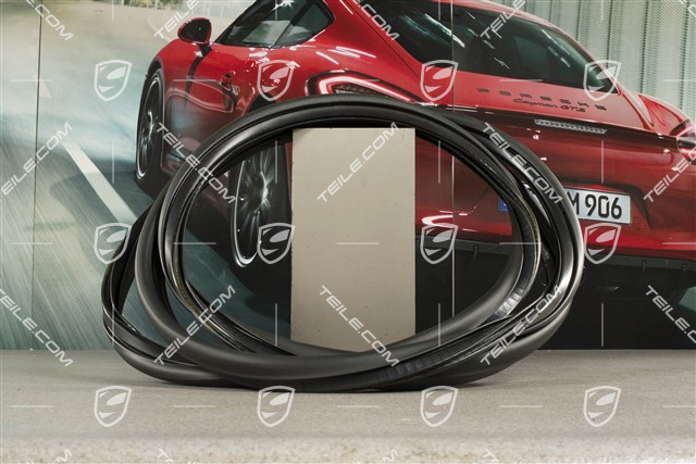 Gasket for rear flap