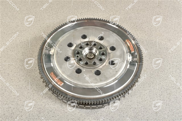 Dual mass flywheel, Spyder manual transmission
