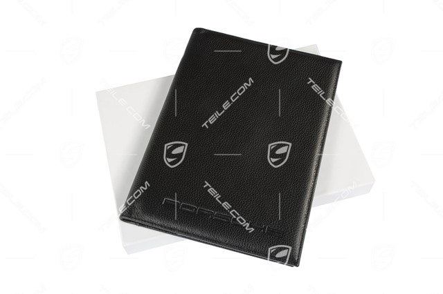Leder-Dokumentenmappe in Schwarz mit geprägtem Porsche-Logo zur Aufbewahrung des Servicehefts und der Fahrerhandbücher.