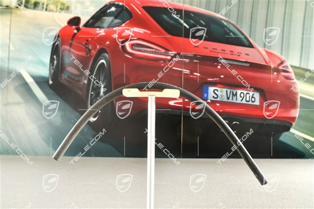 Engine cooland overflow hose