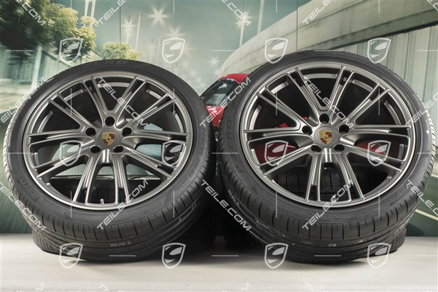 21" Panamera Exclusive Design Sommerräder, Felgen 9,5J x 21 ET71 + 11,5J x 21 ET69 + NEUE Pirelli Sommerreifen 275/35 ZR21 + 315/30 ZR21, Platinum, mit RDK-Sensoren
