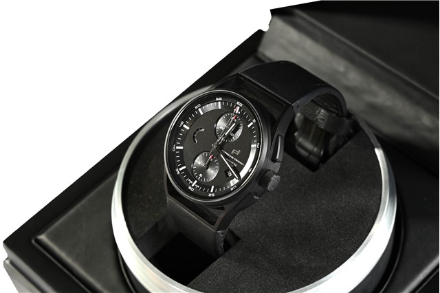 Porsche Design Sport Chrono Subsecond, 1919 Collection, Titanium + Fahrzeugleder, Durchmesser 42mm, in Schwarz