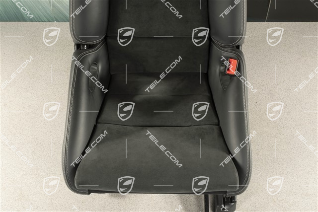 Sportschalensitz, Beifahrerseite, klappbar, Leder/Alcantara Schwarz, Naht in Silber, mit GT3 Schriftzug, R