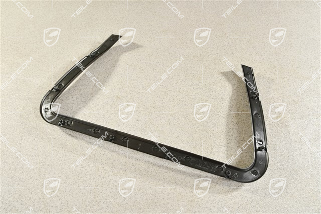 Sealing strip / seal for bonnet lock