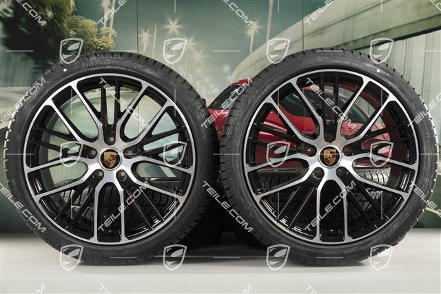 21" Winterräder Satz "Exclusive Design Sport", Felgen 9,5 J x 21 ET71 + 10,5 J x 21 ET71 + NEUE Pirelli Sottozero III Winterreifen 275/35 R21 + 315/30 R21, in Schwarz Hochglanz
