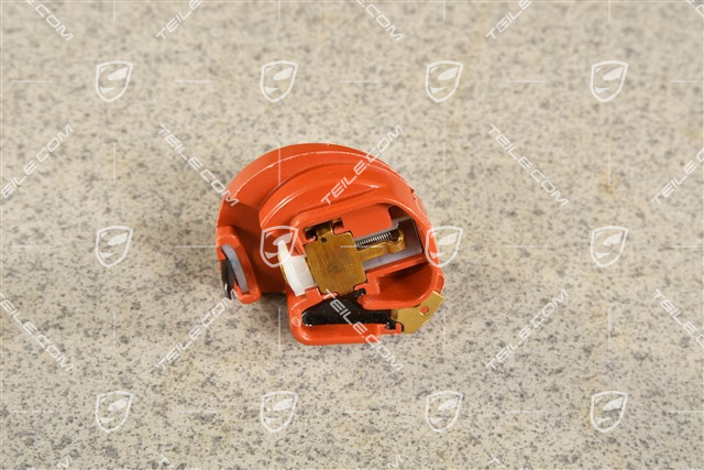 Ignition distributor runner