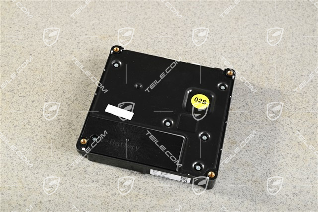 Control unit emergency call module and communication unit