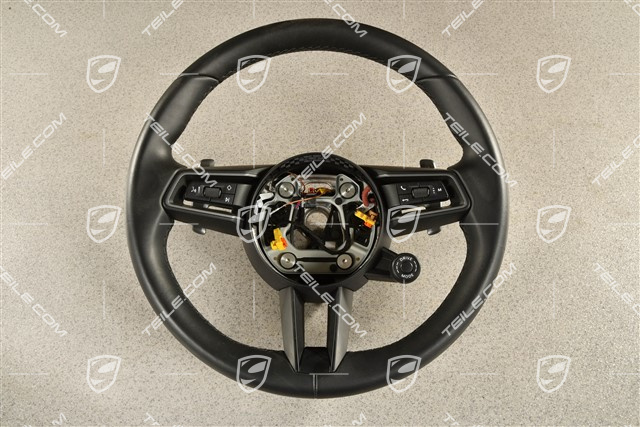 PDK, Multifunction steering wheel, Leather Black / Sport Chrono Package Plus